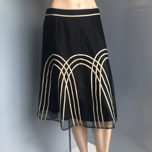 ANN TAYLOR LOFT - Black Tulle w/Cream Ribbon Skirt